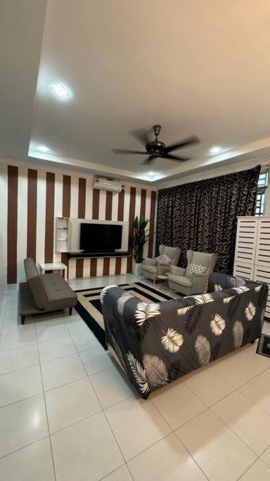 Homestay Bagan Serai Экстерьер фото